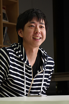 Wondershake株式会社 社長(CEO兼任) 鈴木仁士 Wondershake株式会社 社長(CEO兼任) 鈴木仁士