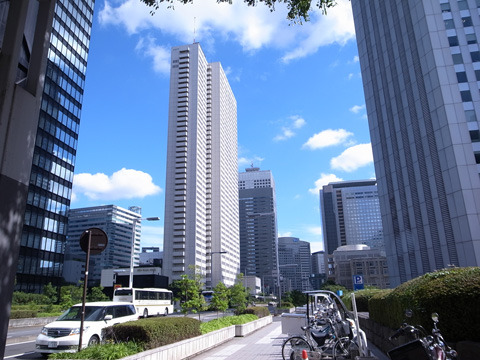 【① 業界志望理由】 【① 業界志望理由】