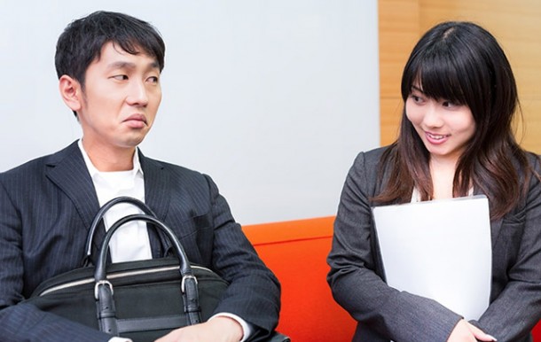 気になる同期と付き合うためには? 気になる同期と付き合うためには?